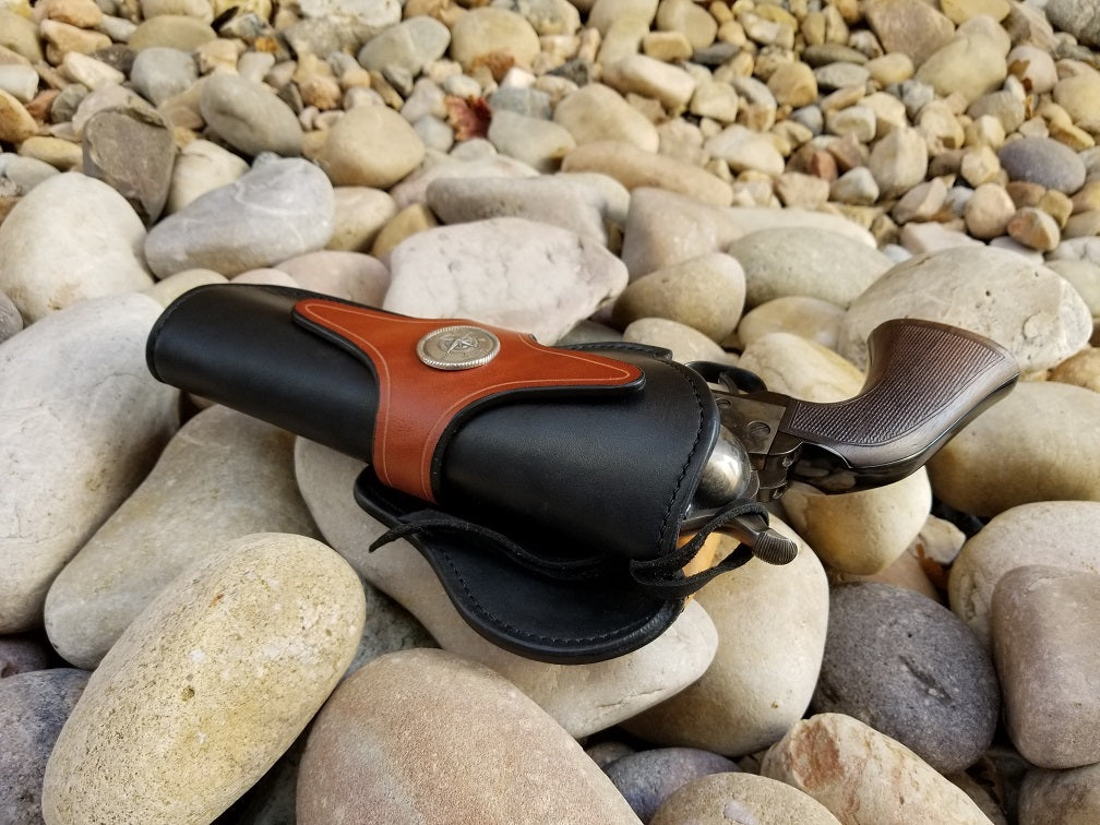 THE TRAVELER REVOLVER HOLSTER