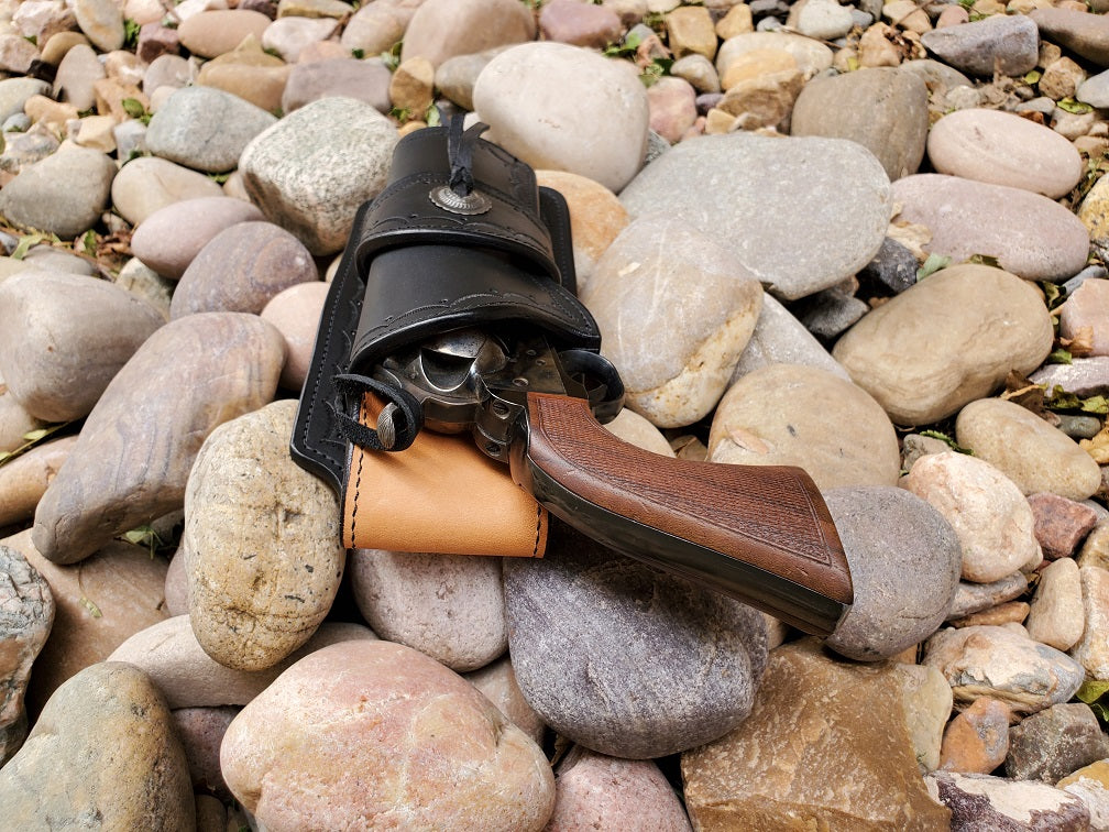 MIDNIGHT RODEO REVOLVER HOLSTER