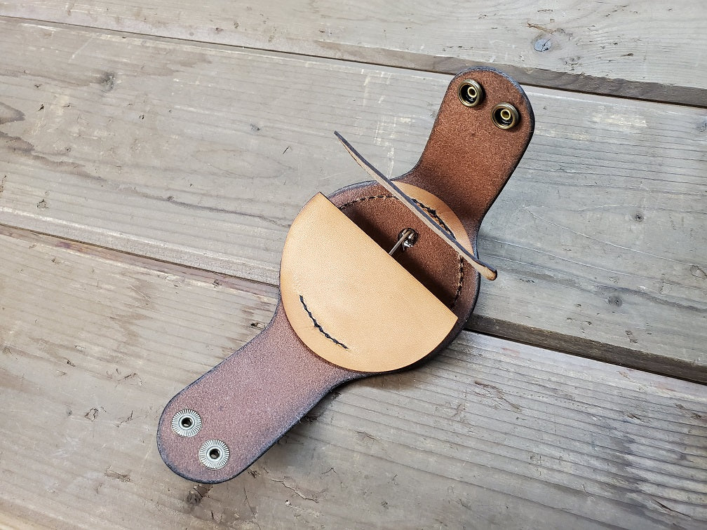 SASS BADGE HOLDER - GHOSTWOOD