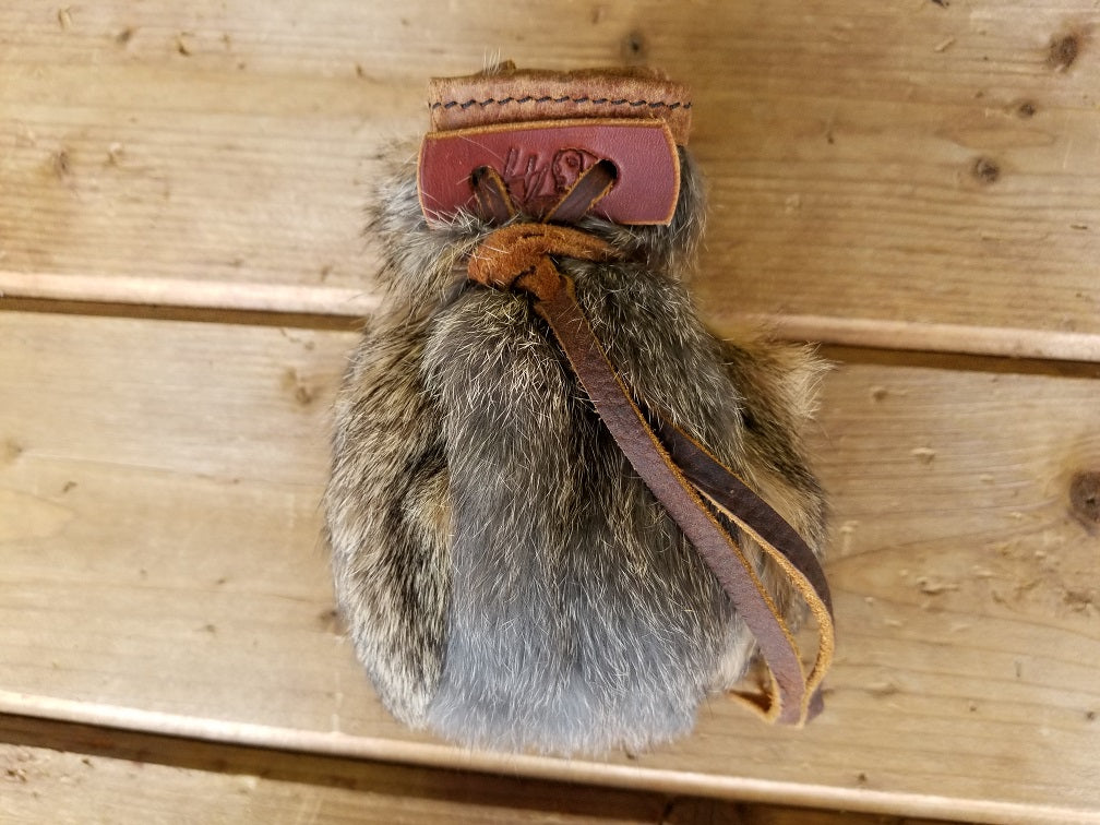 LEATHER DRAWSTRING POUCH