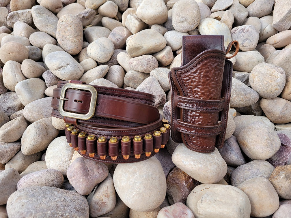 Belts & Rigs – Holstery