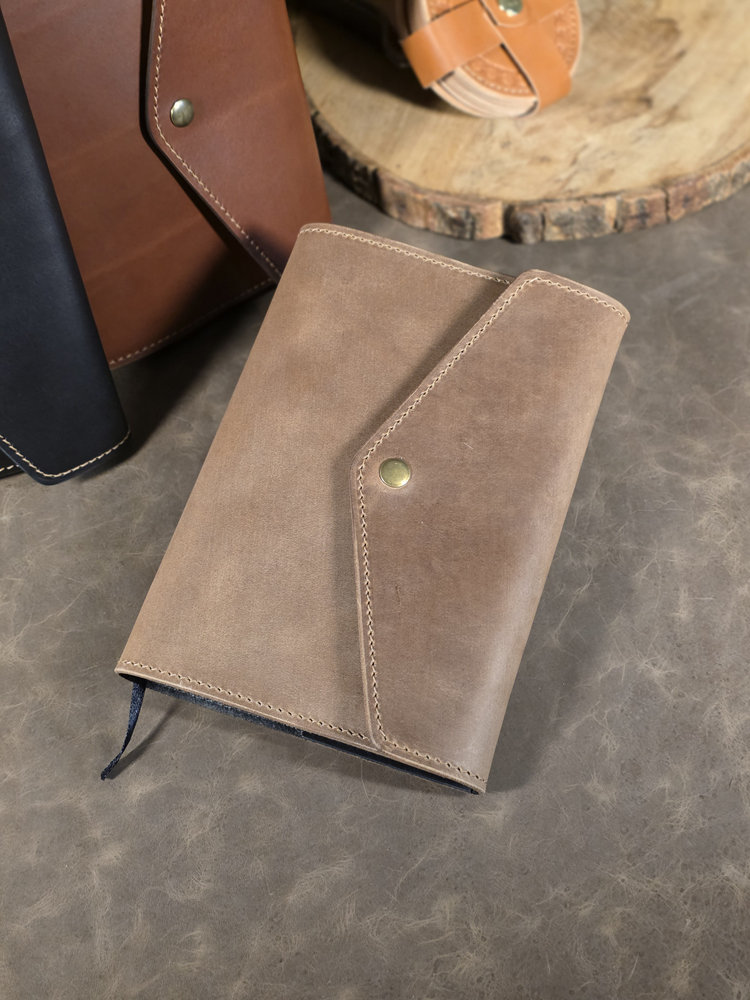 Heritage English Bridle Journal