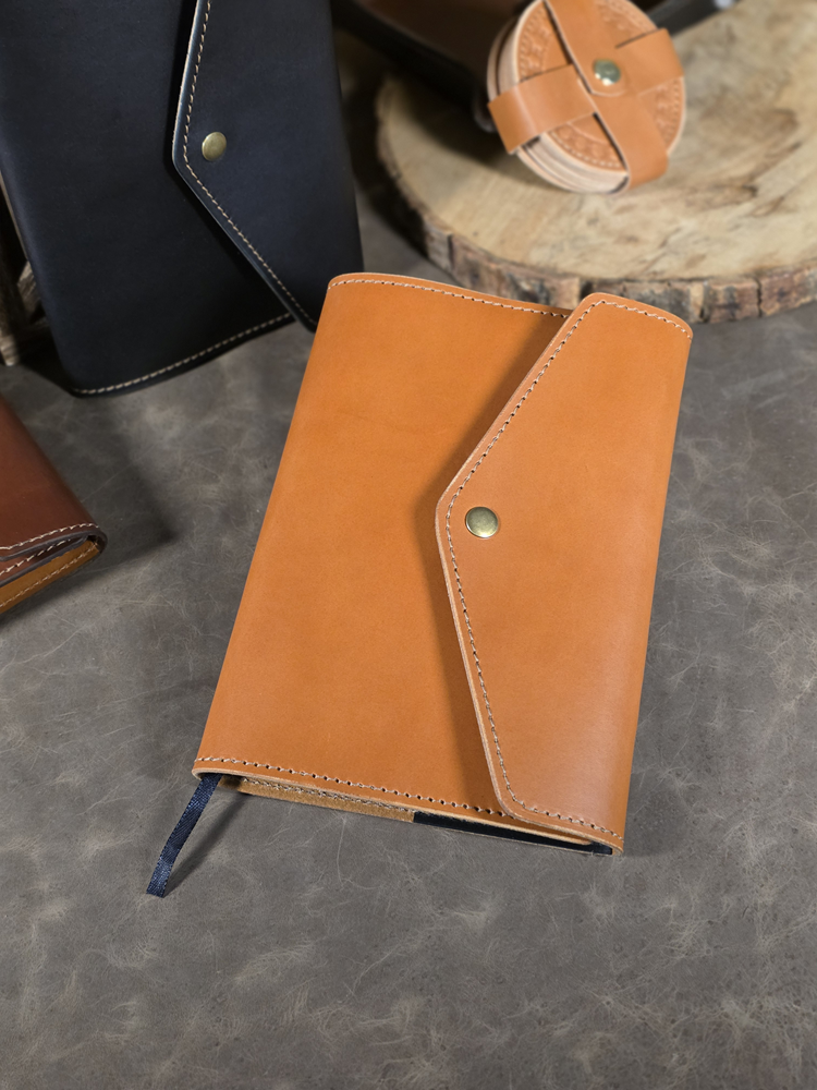 Heritage English Bridle Journal