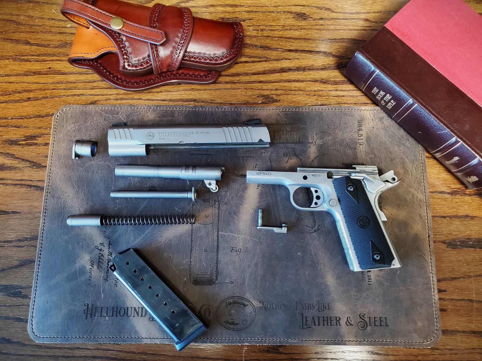 LEATHER GUN CLEANING MAT Hellhound Leather Co