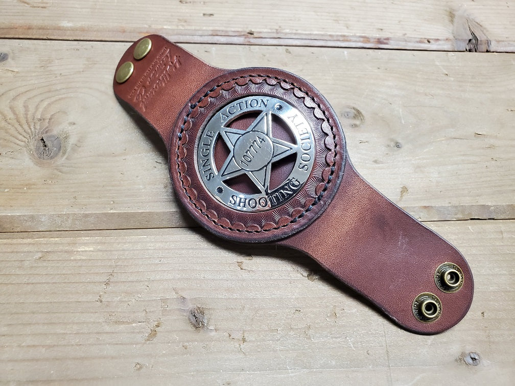 SASS BADGE HOLDER - AURORA